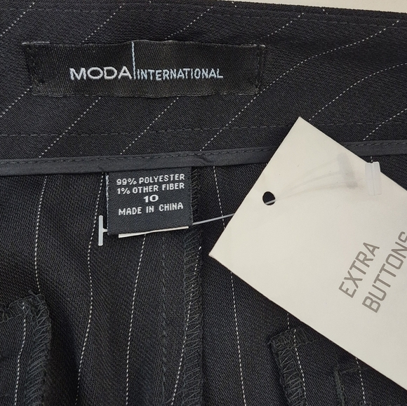 Moda International NWOT Women's Wide Leg Black Pinstripe Trousers - Size 10 - Picture 12 of 13